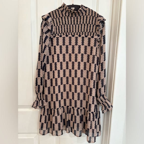 THML Dresses & Skirts - THML Smocked Long Sleeve Ruffle Hem Dress – Size XS